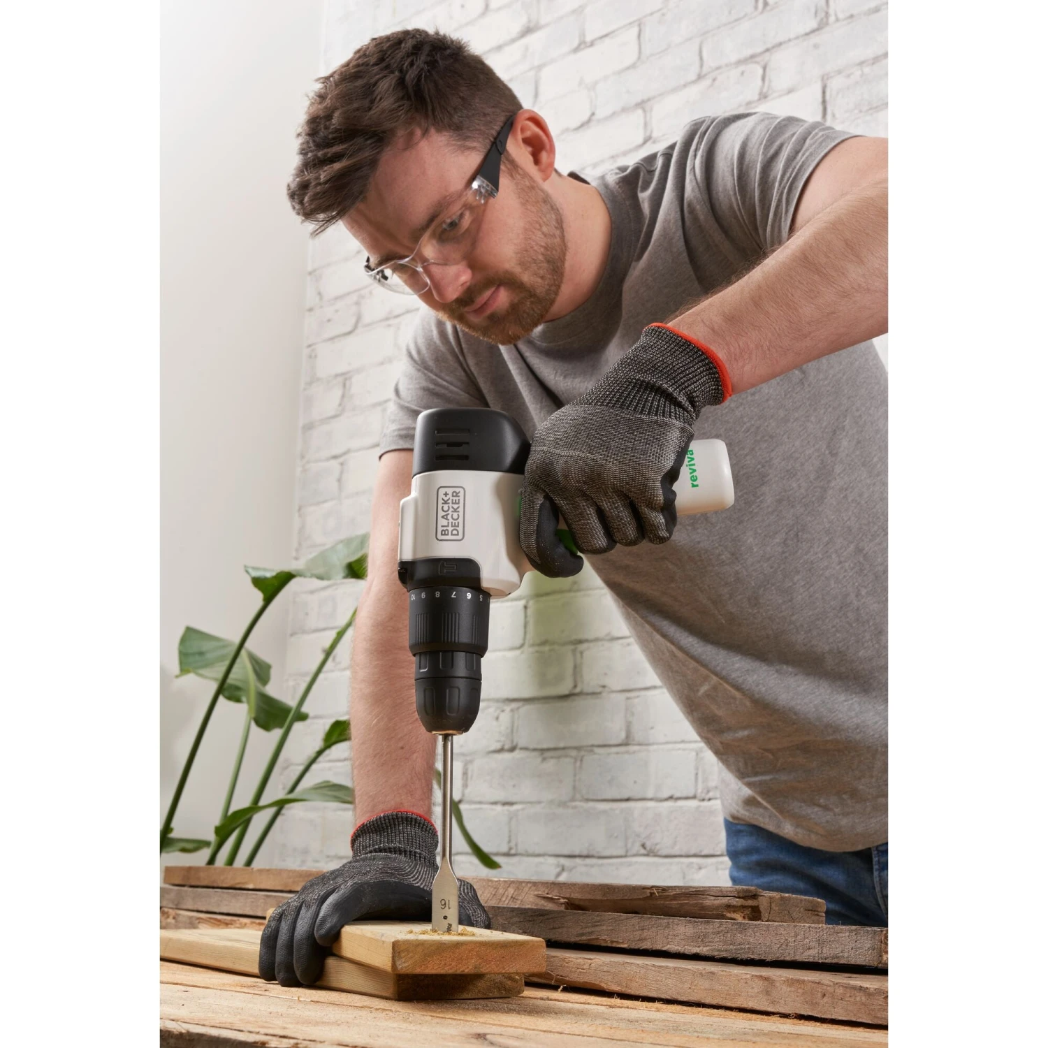 Black & Decker Reviva™ 12V MAX* Cordless Drill With Charger And Double-Ended Screwdriver Bit - Image 2