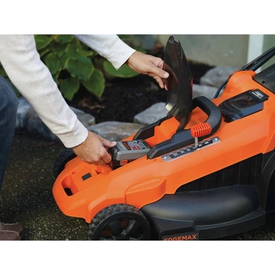 Black & Decker CM2043C 40V MAX Brushed Lithium-Ion 20 In. Cordless Lawn Mower Kit With (2) Batteries (2 Ah) - Image 9