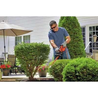 Black & Decker 16" SAWBLADE Electric Hedge Trimmer (Tool Only) - Image 3
