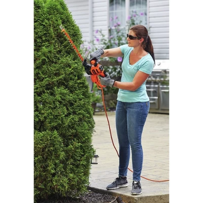 Black & Decker 16" SAWBLADE Electric Hedge Trimmer (Tool Only) - Image 5