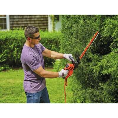 Black & Decker BEHT350 120V 4 Amp Brushed 22 In. Corded Hedge Trimmer - Image 5
