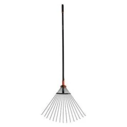 Black & Decker 15-tine Rake With 47"L Steel Handle